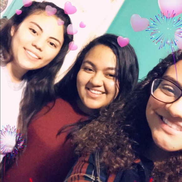 Meet your Posher, Angie - Picture 1 of 1